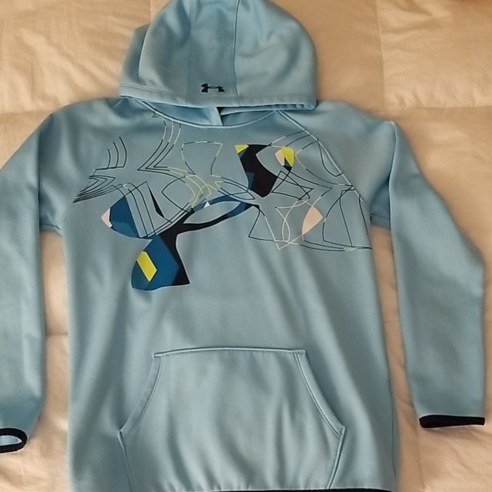 Under Armour sweatshirt